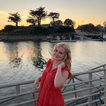 Babysitter in San Jose: Lauren