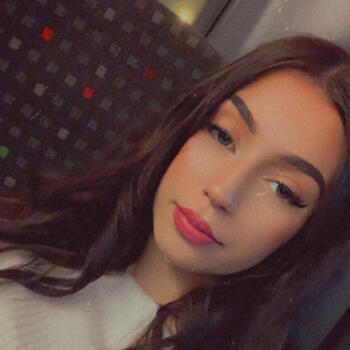 בייביסיטר ב- לוקסמבורג: Aicha