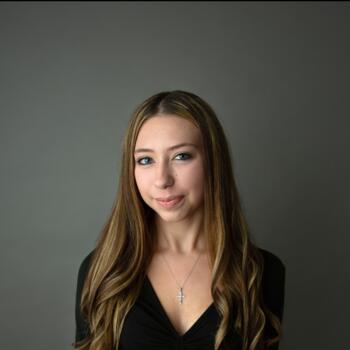 Babysitter in Millbury: Maryssa