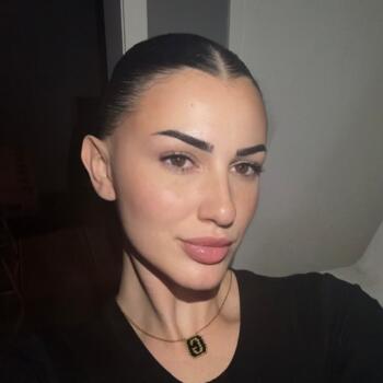 Barnevakt i Drammen: Georgia