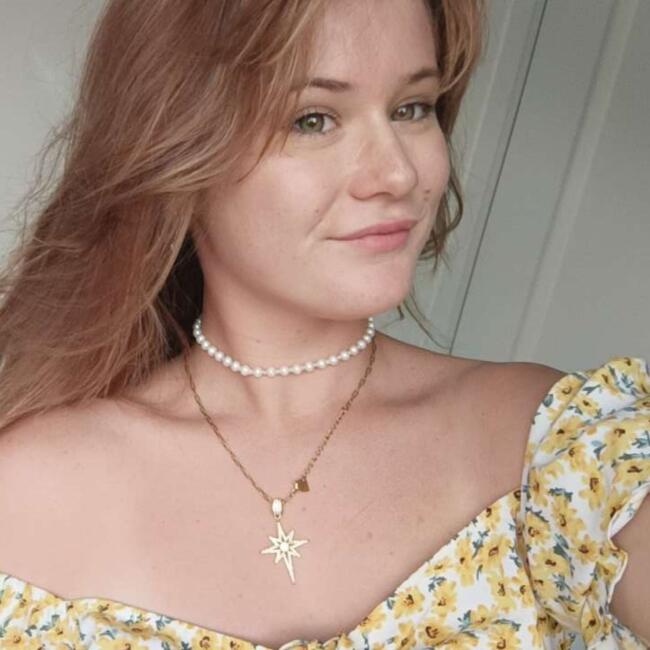 Babysitter in Nogent-le-Roi: Anais