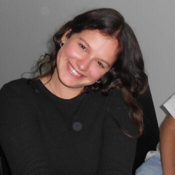 Babysitter in Amay: Lesly