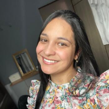 Babá Duque de Caxias: Samila Teixeira