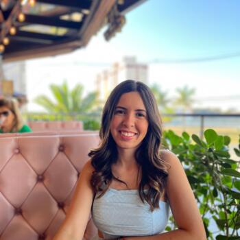 Babá São José dos Campos: Jeniffer