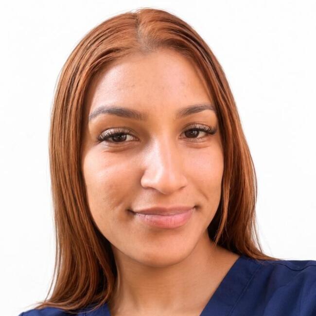 Babysitter in Newlands East: Tamika