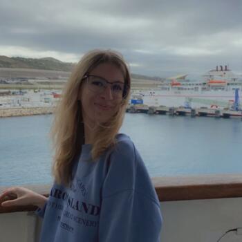 Babysitter in Tangier: Jinane