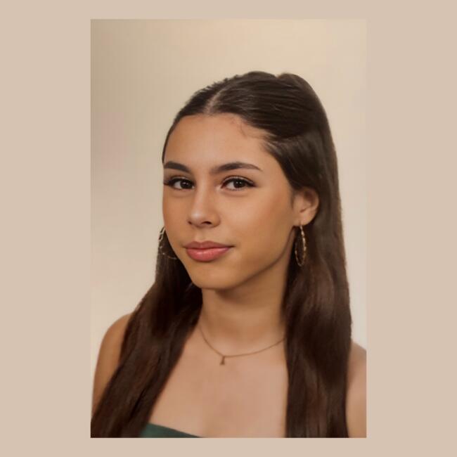 Canguro en Adeje: Amanda Jiménez