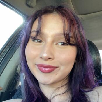 Babysitter in Aurora: Tiare