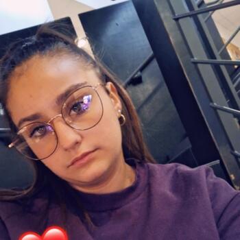 Babysitter L'Isle-sur-la-Sorgue: Lea