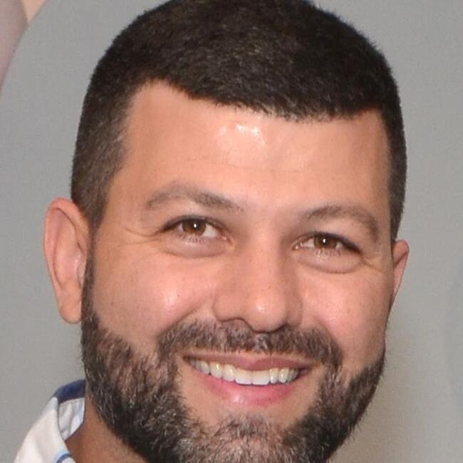 Babysitting job in Curitiba: Waldir