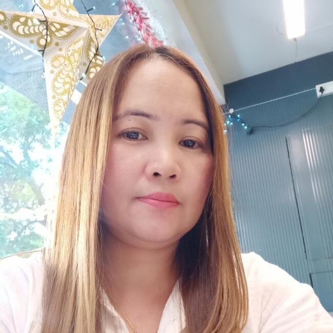 Nanny in Dubai: LAILANI JASMIN