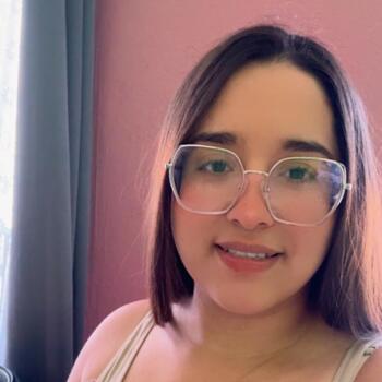 Babysitter in Santa Ana: Paola