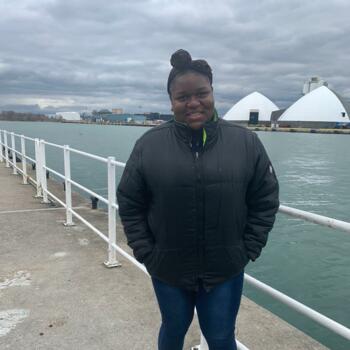 Babysitter in Toronto: Kiara