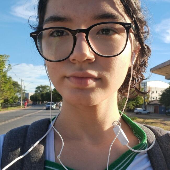Babysitter in Buritizeiro: Heloisa