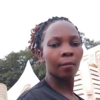 Babysitter in Kampala: Plaxeda