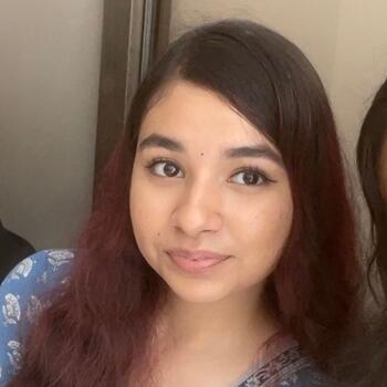 नाशीक में बेबीसिटर: Swastika