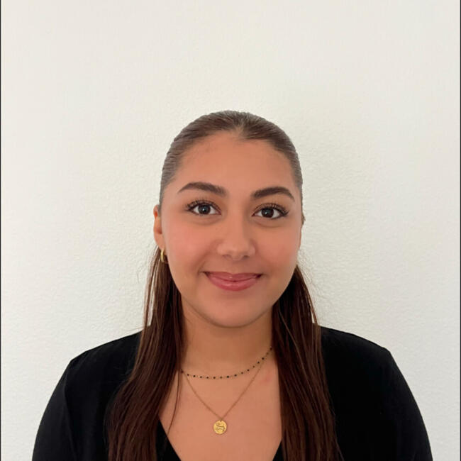 Babysitter in Montpellier: Lina