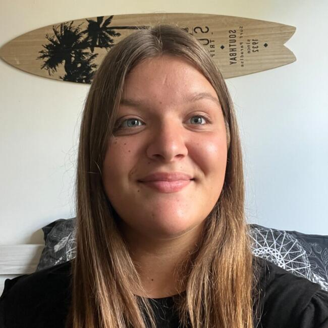 Babysitter in Pessac: Manon