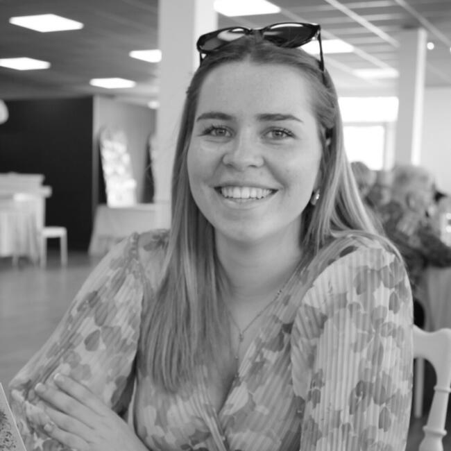 Babysitter in Saint-Sulpice-la-Forêt: Manon