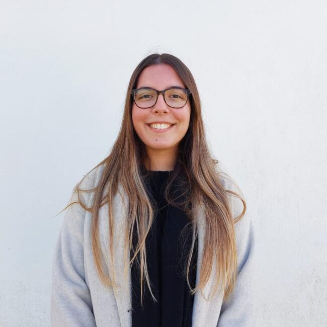 Babysitter in Santarém: Nicole