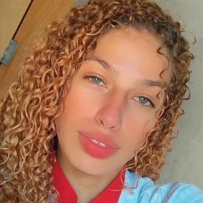 Babysitter in Araraquara: Adrielly Borges