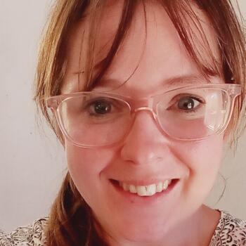 Babysitter in Villa Argentina: Linda