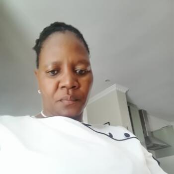 Nanny Khayelitsha: Miki
