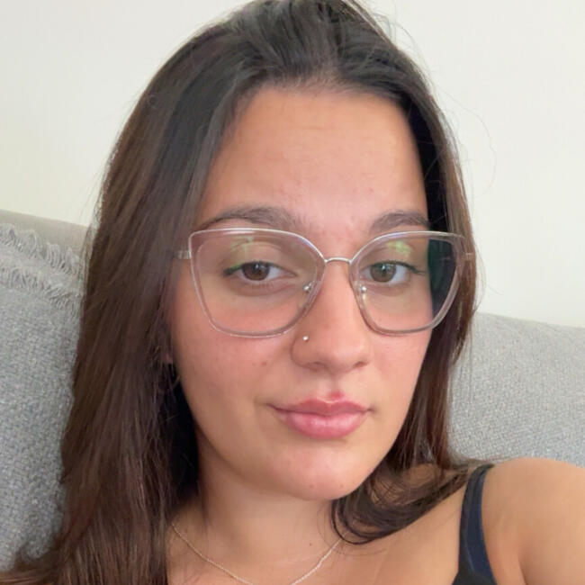 Babysitter em Sobreda: Patrícia