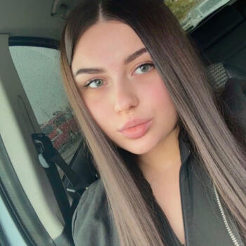 Babysitter in Piteşti: Alice