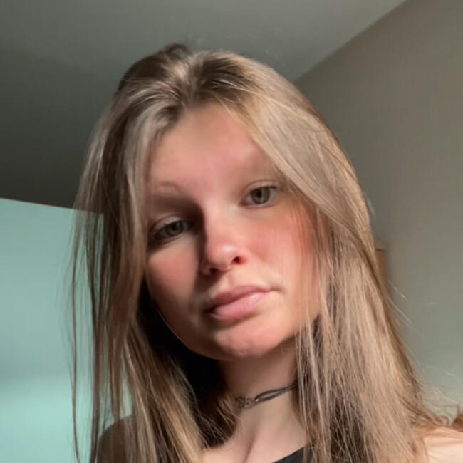 Babysitter in Aubers: Valentine