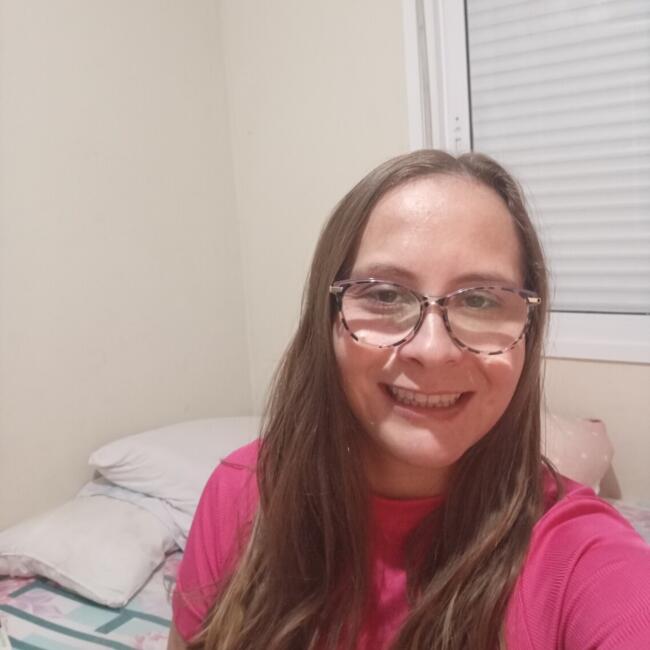 Babysitter in Cachoeirinha: Paula