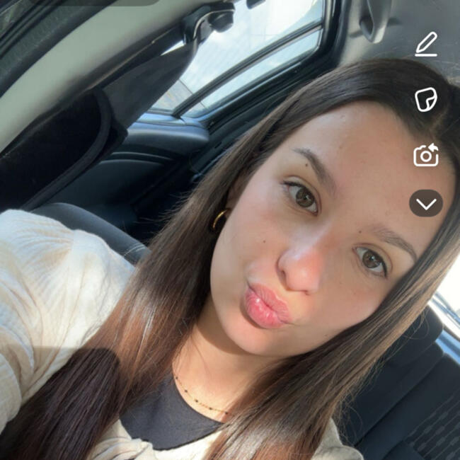 Babysitter in Nantes: Elia