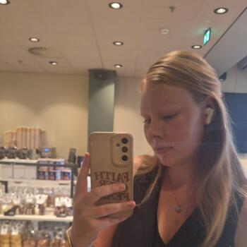 Babysitter in Utrecht: Anniek