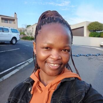 Babysitter Cape Town: Nosicelo Mildret