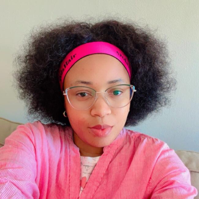 Babysitter in Caparica: Claudia