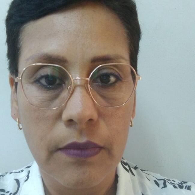 Babysitter in Ate: Flor