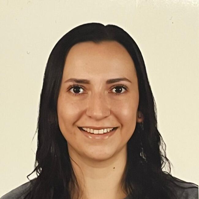 Babysitter in Montevideo: Emilia