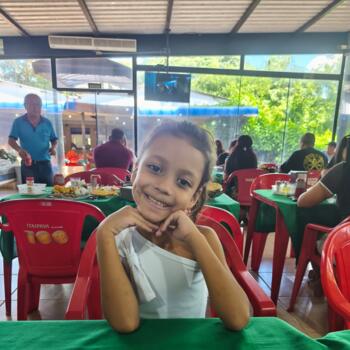 Babysitting job in Araçatuba: babysitting job Mayra