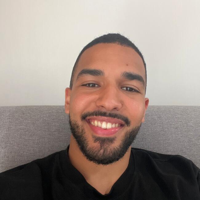 Babysitter in Nice: Lyazid