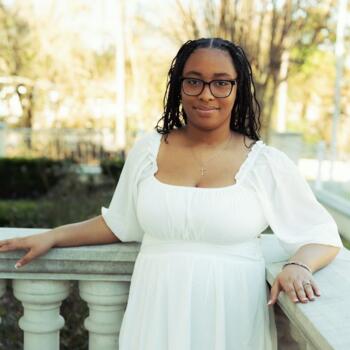 Babysitter in Spring (Texas): Kiara