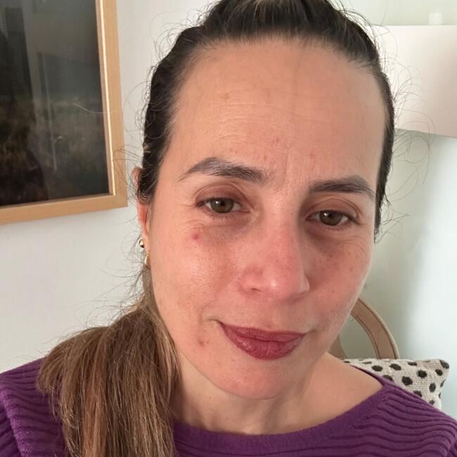 Canguro en Burjassot: Katherin shirley