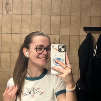 Babysitter Oupeye: Cathel