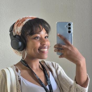 Babysitter in Randburg: Yolisa