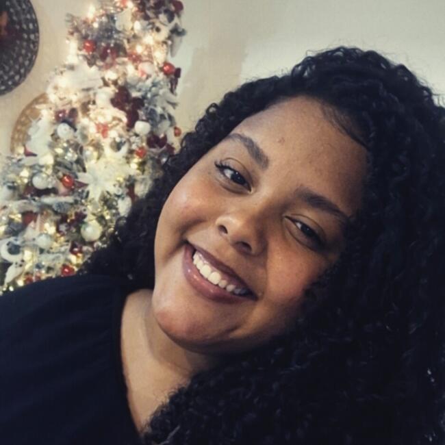 Babysitter in Governador Valadares: Ana