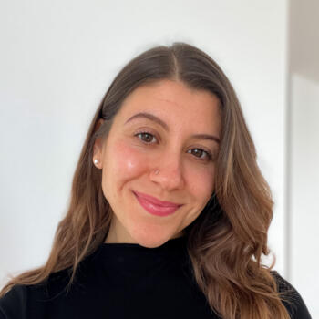 Babysitter Burgos: Dilara