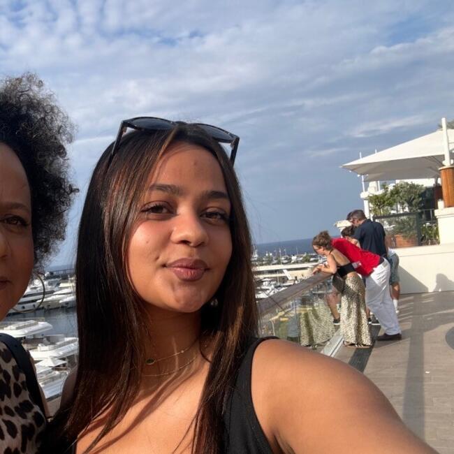 Babysitter in Nice: Yarah