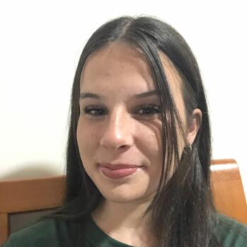 Babysitter in Brisbane: Paige