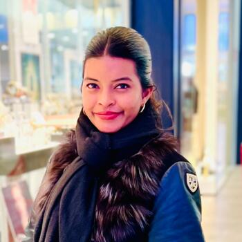 Niñera en Helsinki: Nimasha
