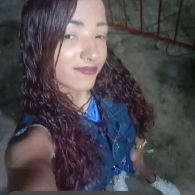 Babysitter in Luziânia: Layssa