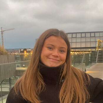 Babysitter i Aarhus: Stella